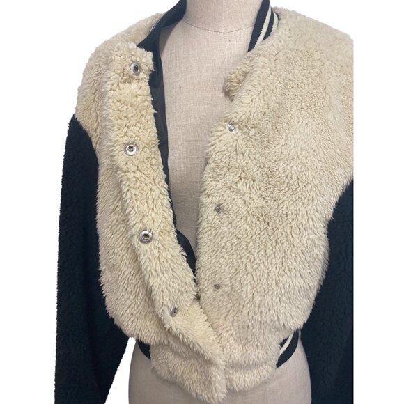 Rue21 Varsity Jacket Faux Fur Bomber Jacket Black Cream Bear Hug Comfy Cute - Picture 5 of 11